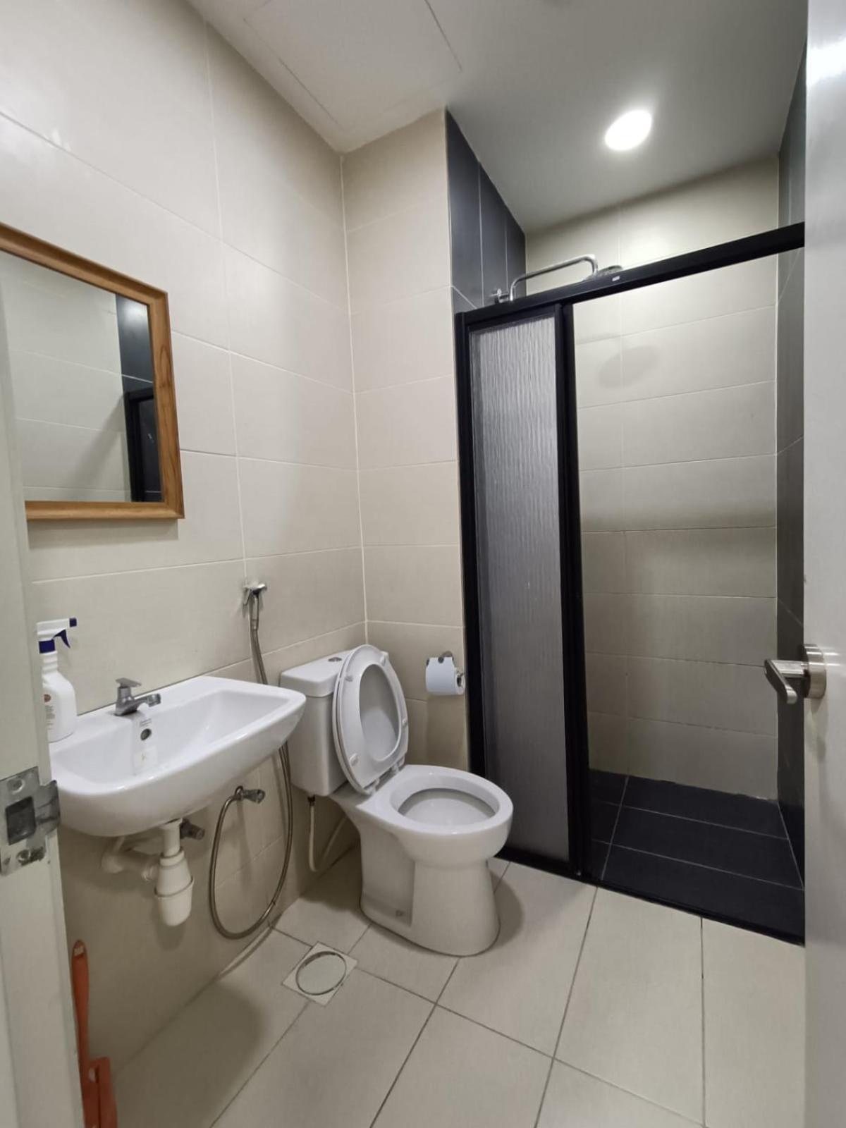 Ferienwohnung Pacific Towers Star Seksyen 13 Pj Jaya One Parking Pool Kitchen Petaling Jaya Exterior foto